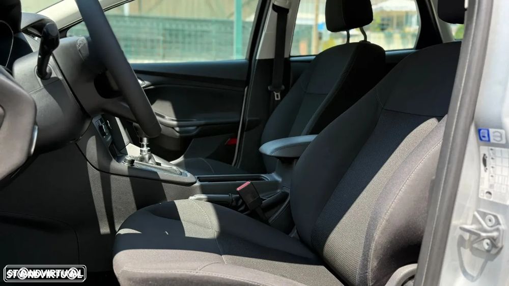 Ford Focus SW 1.5 TDCi Trend ECOnetic - 6