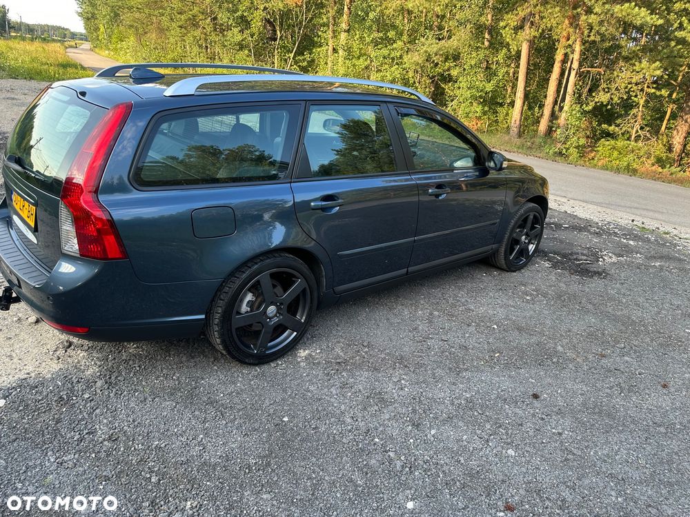 Volvo V50 2.0 Momentum - 23