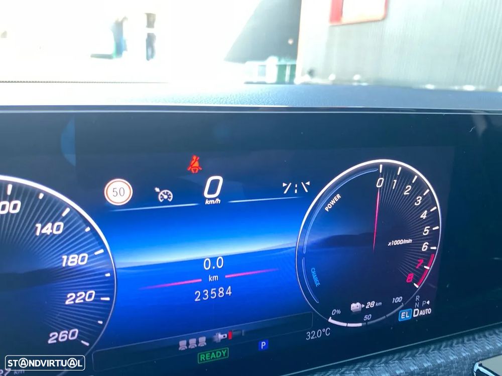 Mercedes-Benz A 250 e - 20