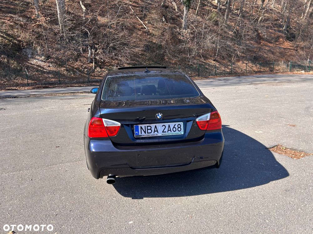 BMW Seria 3 320i - 31