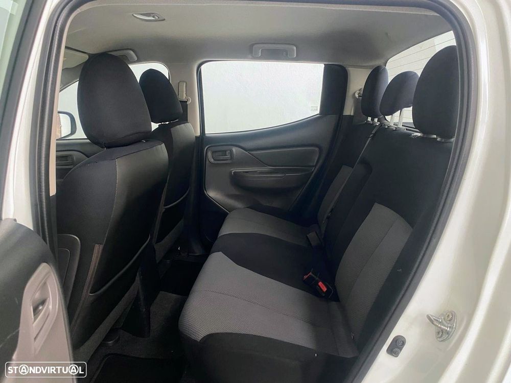 Mitsubishi L200 2.3 DI-D CD Invite 4WD - 10