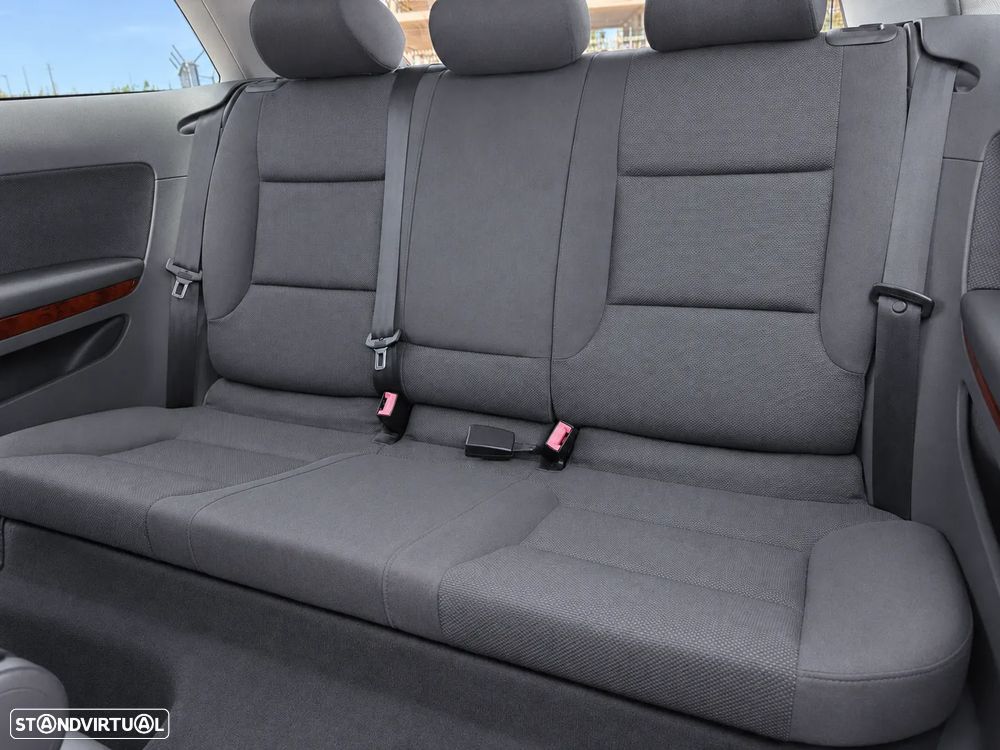 Audi A3 1.6 Attraction PAD - 13