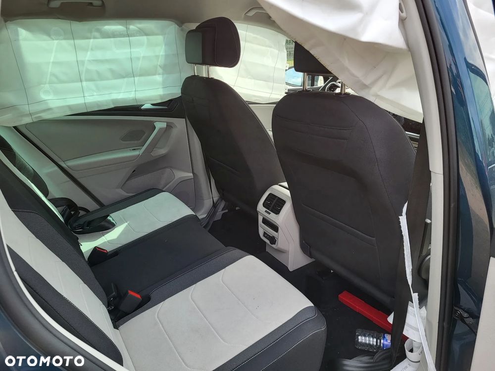 Volkswagen Tiguan 1.4 eHybrid OPF DSG Elegance - 37