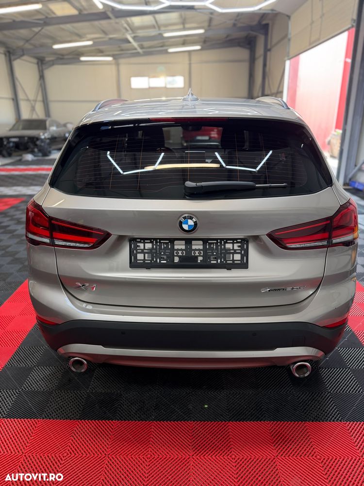 BMW X1 xDrive20d AT - 4