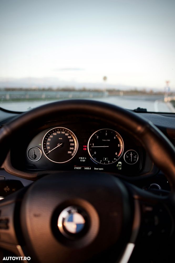 BMW X3 xDrive20d Aut. - 9