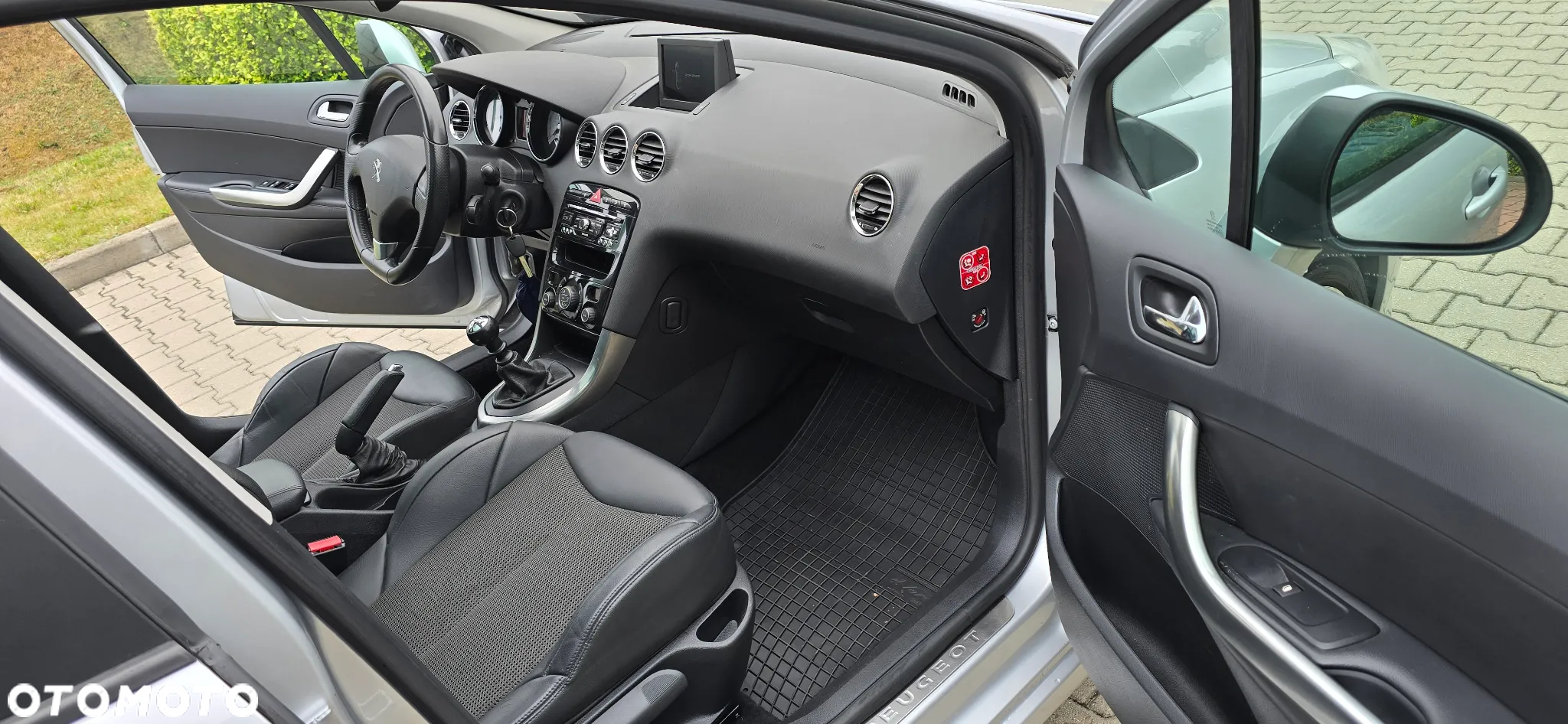 Peugeot 308 155 THP Premium - 14