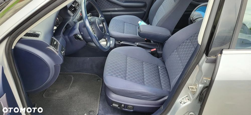 Audi A6 Avant - 26