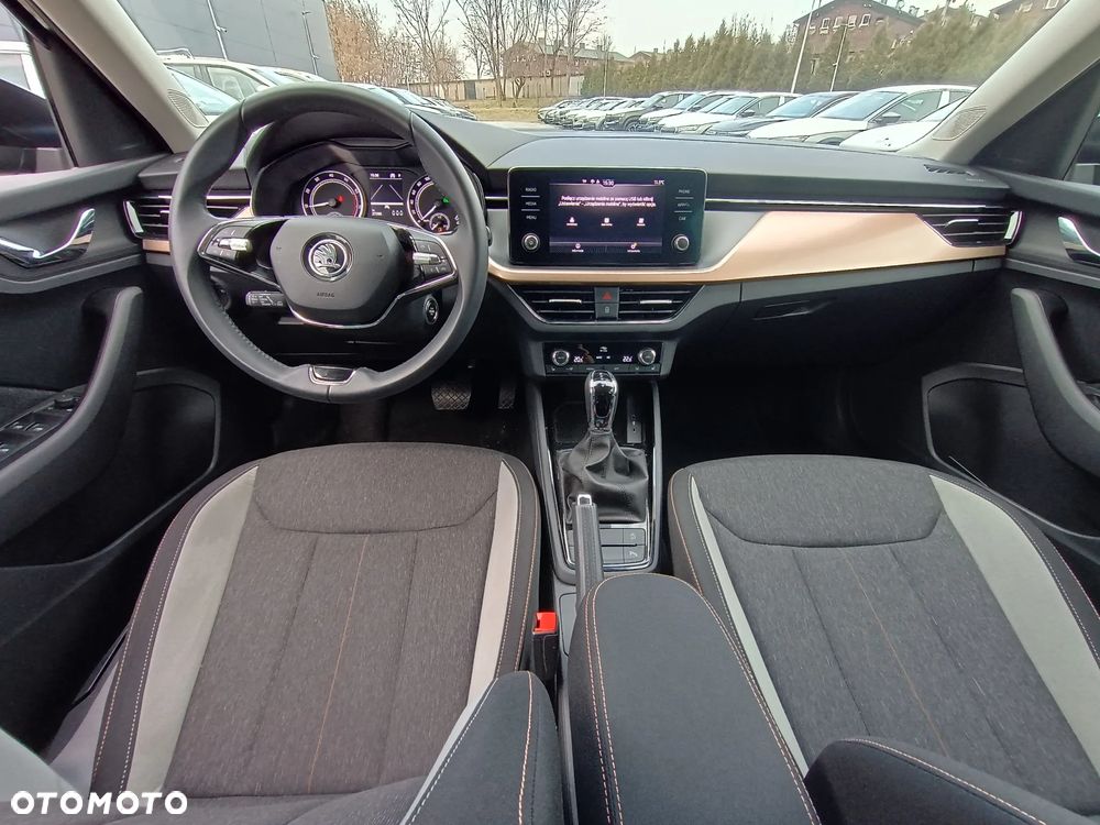 Skoda Kamiq 1.0 TSI Style DSG - 28