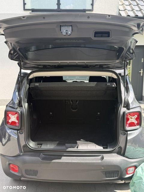 Jeep Renegade - 10