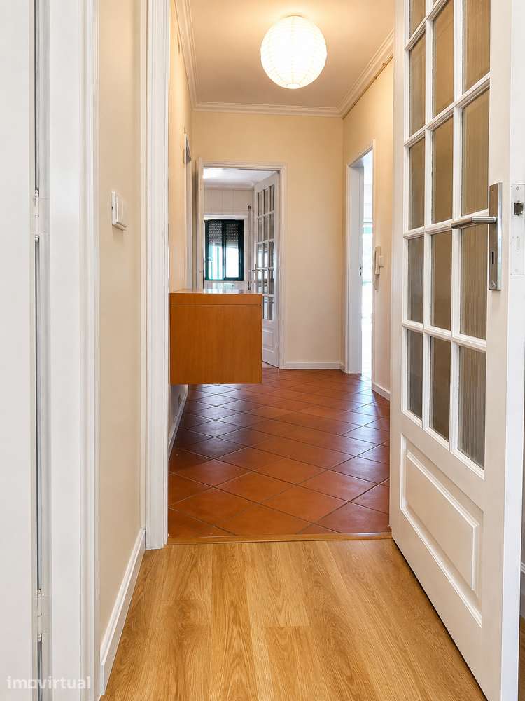Arrenda-se apartamento T2 totalmente mobilado e equipado. - Grande imagem: 2/14
