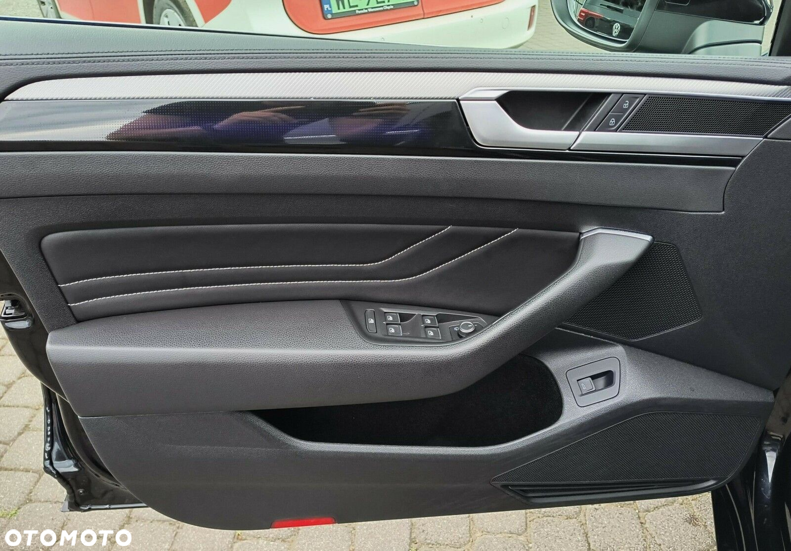 Volkswagen Arteon 2.0 TSI R-Line DSG - 24
