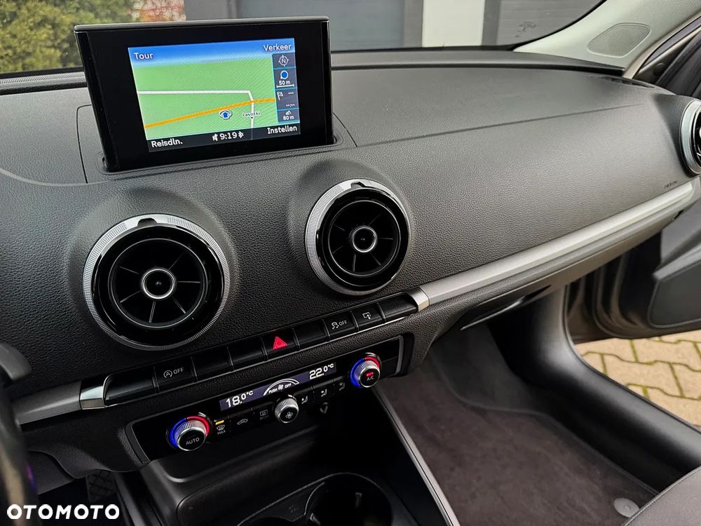 Audi A3 Sportback 1.4 TFSI Attraction - 32