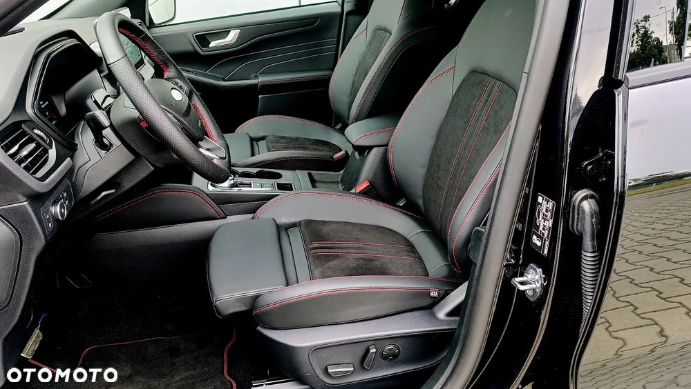 Ford Kuga 2.5P PHEV FWD ST-Line X eCVT - 10