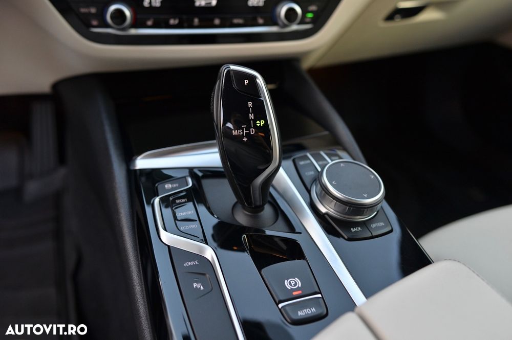 BMW Seria 5 530e AT PHEV - 13