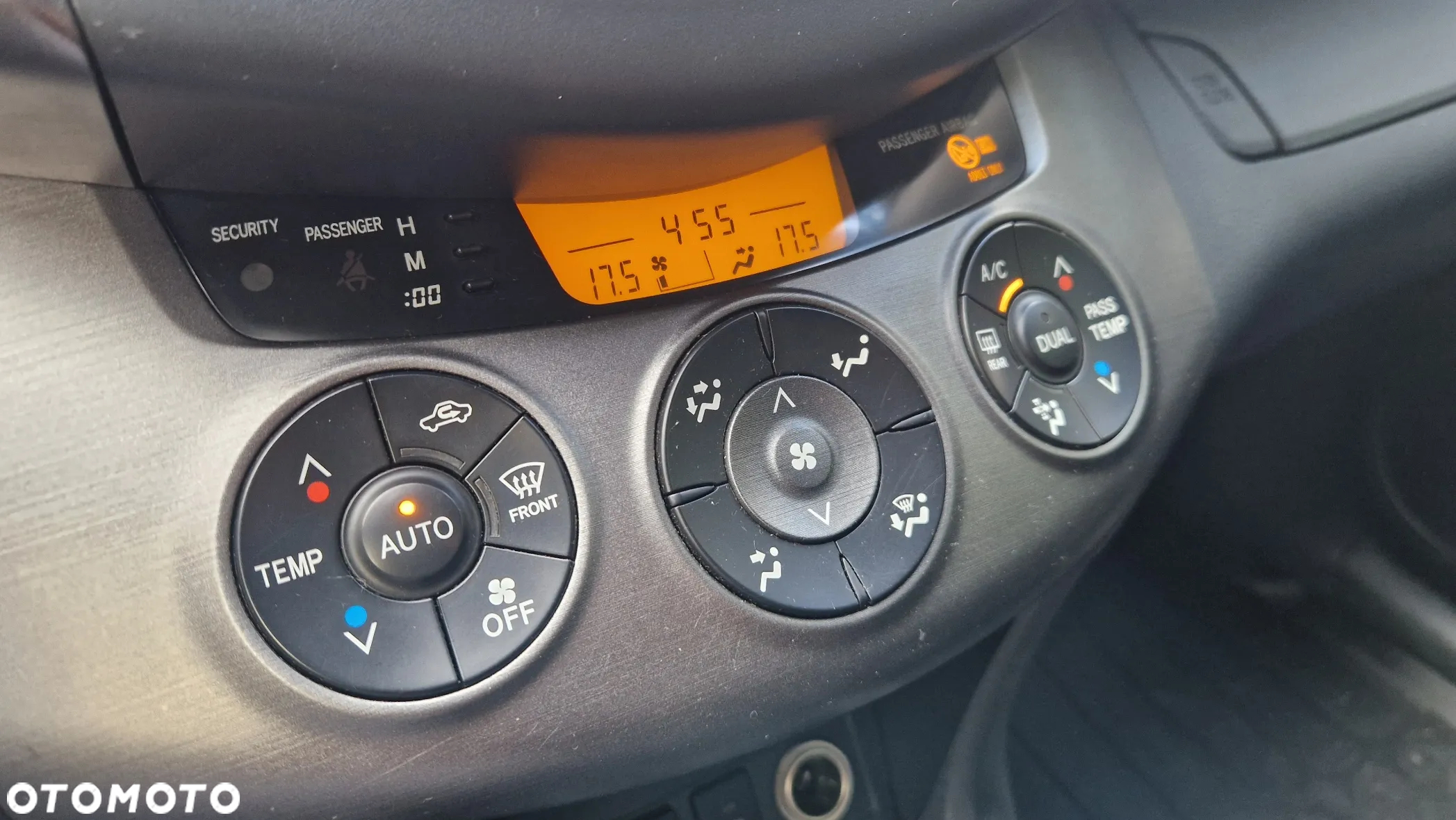 Toyota RAV4 2.0 VVT-i Premium MS - 29