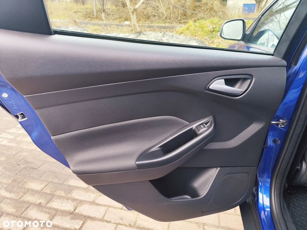 Ford Focus 1.5 EcoBoost Trend ASS - 18