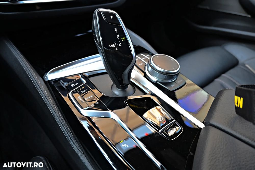 BMW Seria 5 540d xDrive Aut. - 23