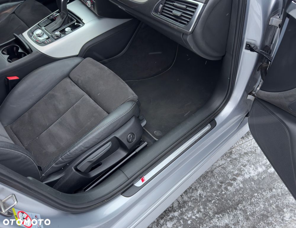 Audi A6 Avant 35 TDI S tronic S line - 22