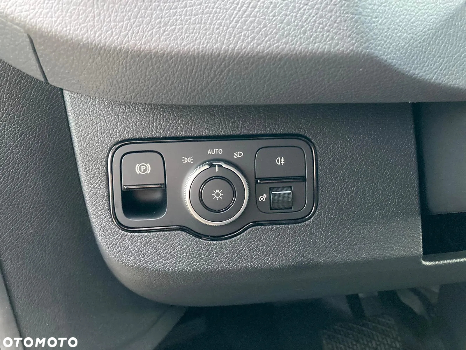 Mercedes-Benz eSprinter - 24