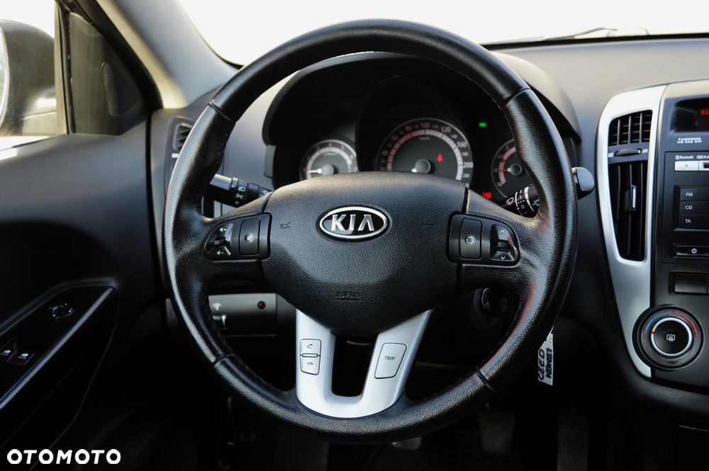 Kia Ceed 1.6 Comfort + - 21