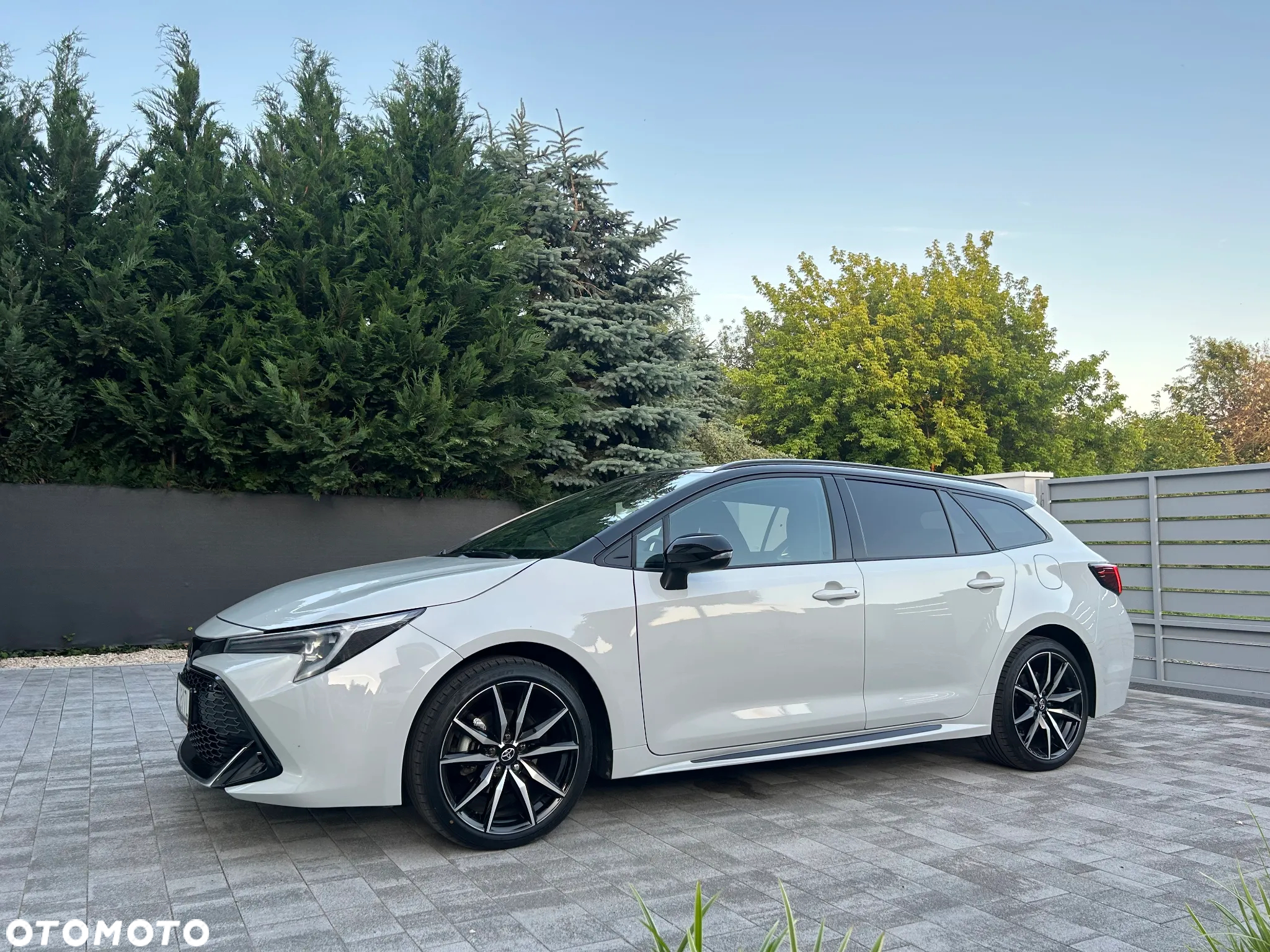 Toyota Corolla 1.8 Hybrid GR Sport - 8