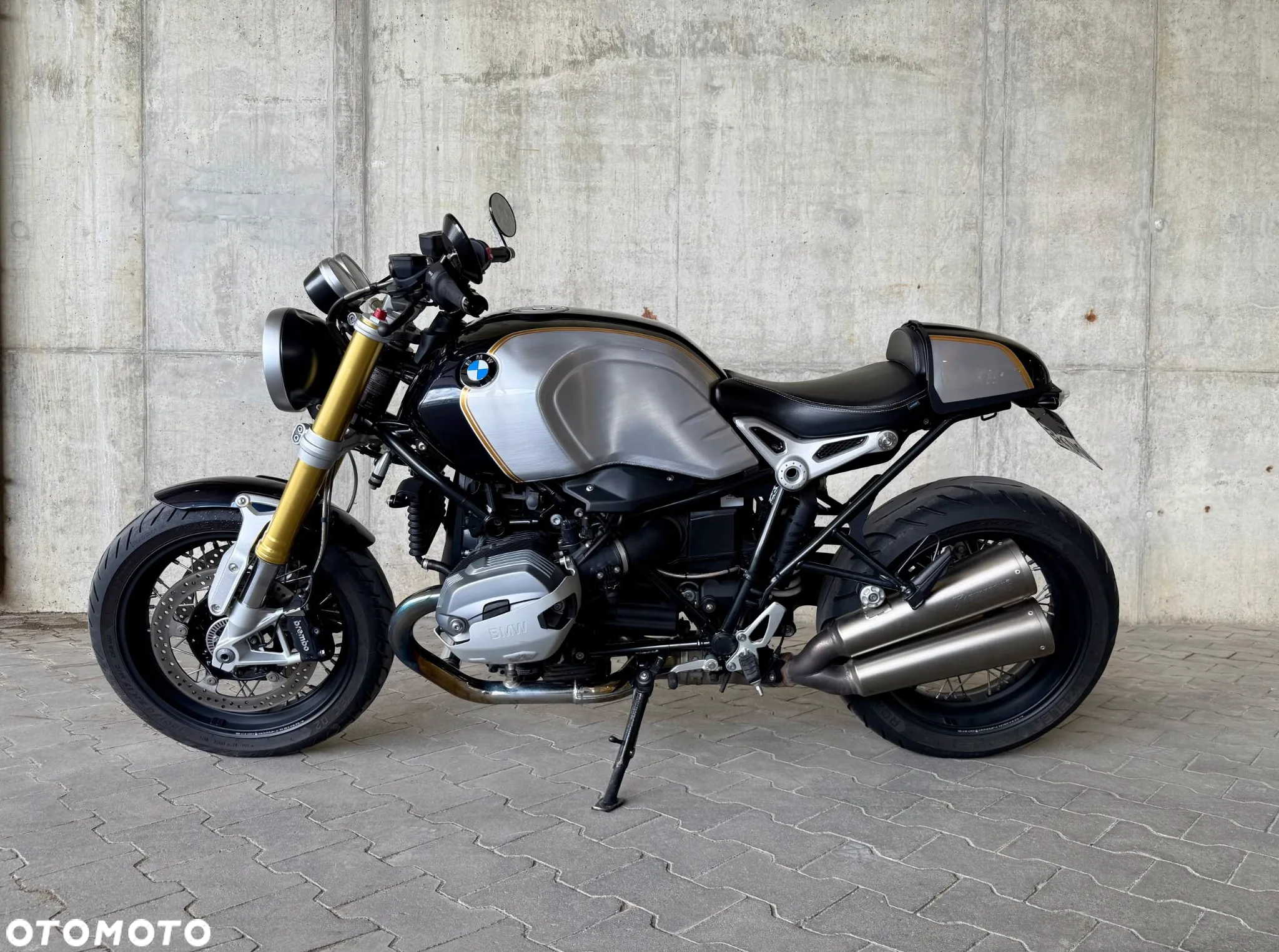 BMW R - 4