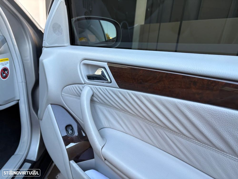 Mercedes-Benz C 280 Elegance Aut. - 25