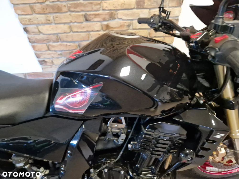 Kawasaki Z - 29