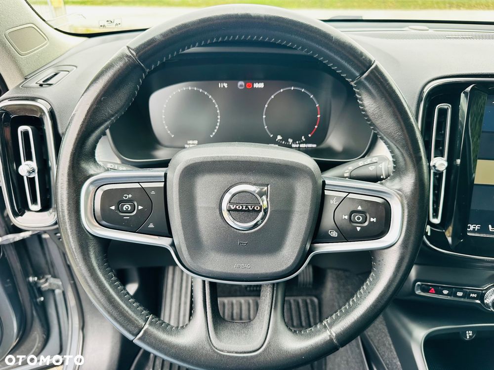 Volvo XC 40 D4 AWD - 21