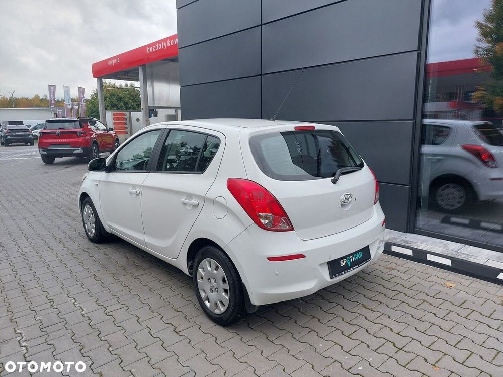 Hyundai I20 2014 photo 3