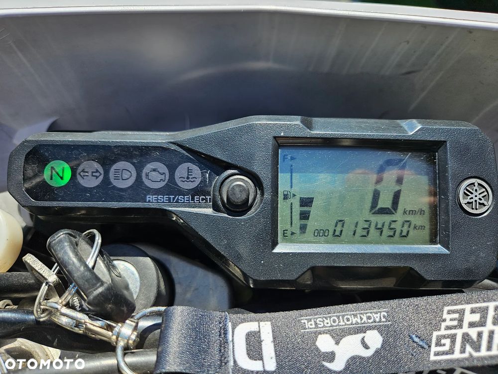 Yamaha WR - 6