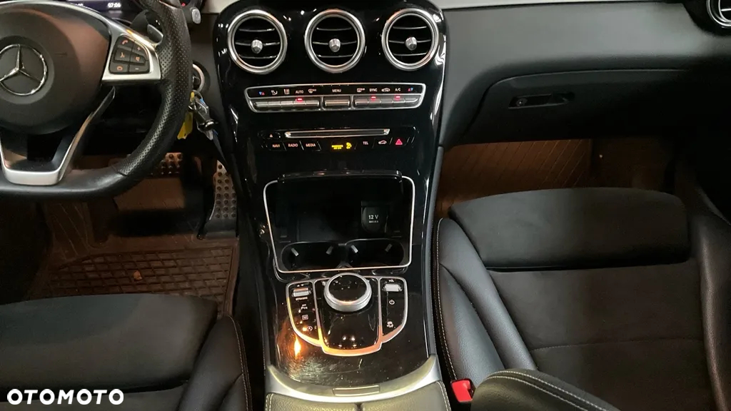 Mercedes-Benz GLC 300 de 4-Matic - 8