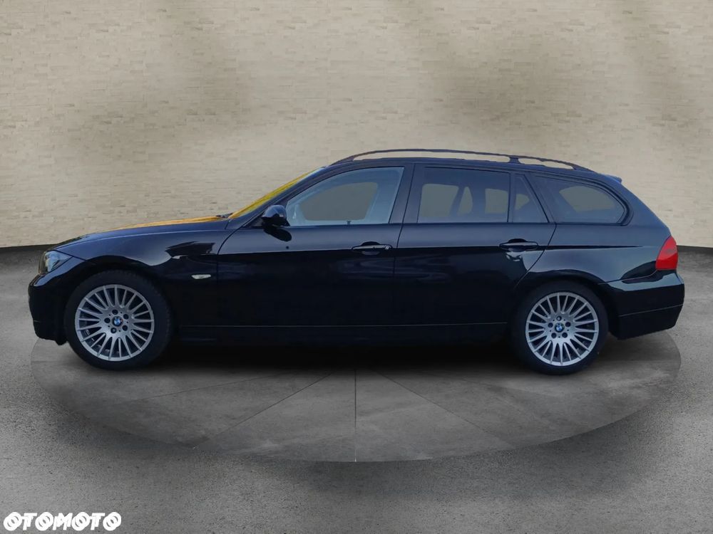 BMW Seria 3 320i Edition Exclusive - 33