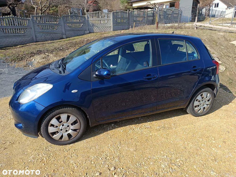 Toyota Yaris 1.0 VVT-i - 5