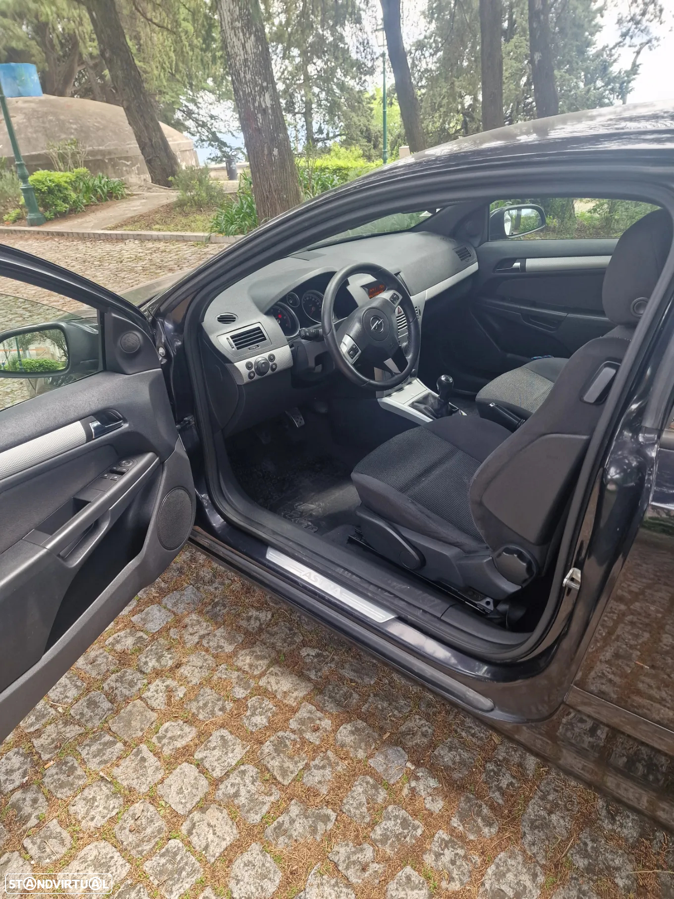 Opel Astra GTC 1.3 CDTi - 6