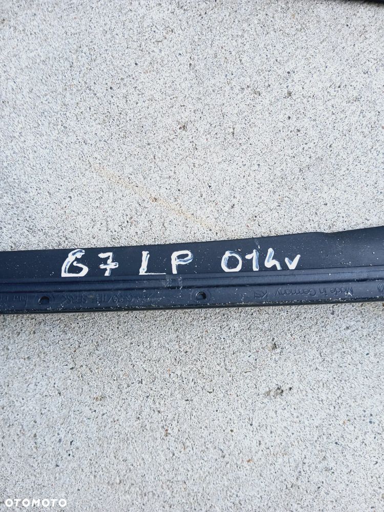 Listwa Szyby Czołowej Przód Przednia Lewa/Prawa 5G0854327B 5G0854328B Golf VII 7 - 10