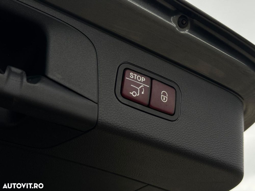 Mercedes-Benz GLC - 29