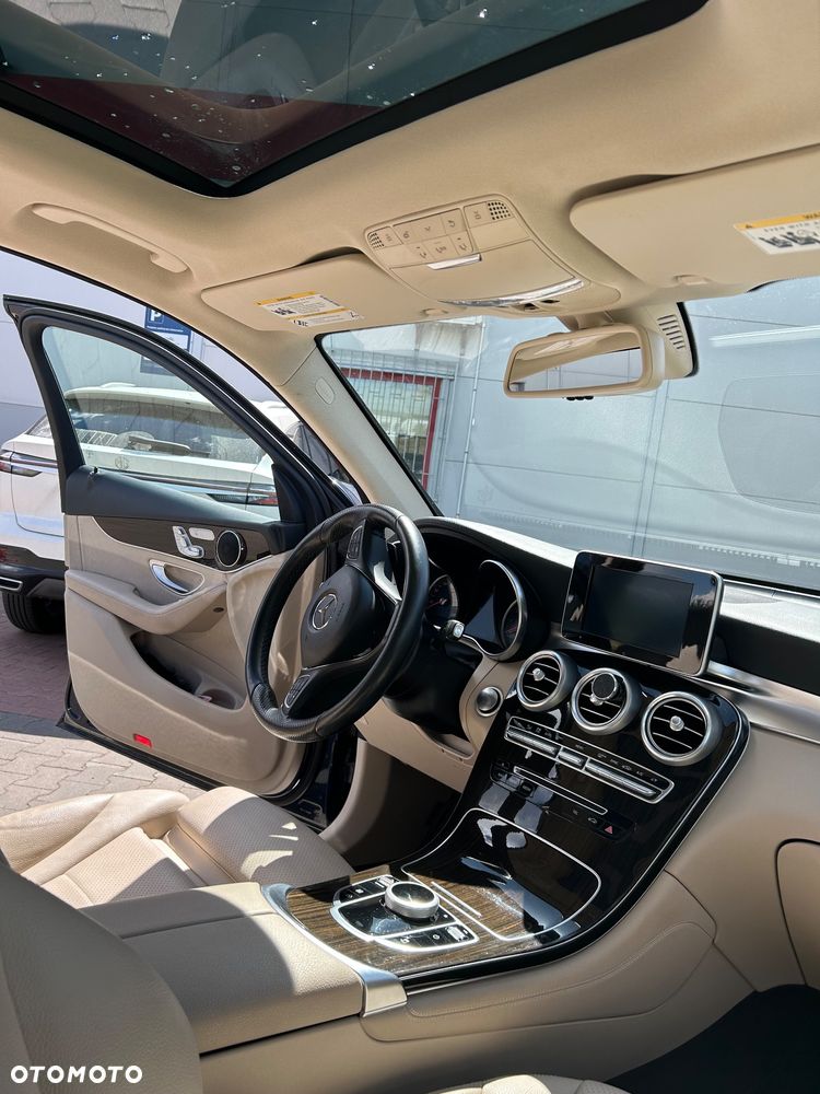 Mercedes-Benz GLC 300 4-Matic - 16