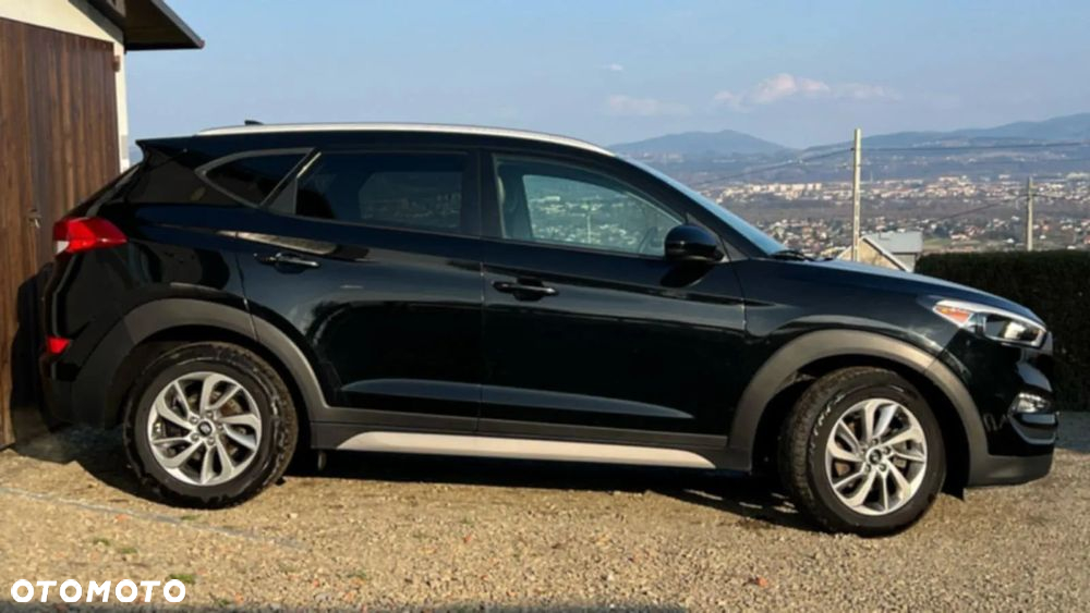 Hyundai Tucson - 8