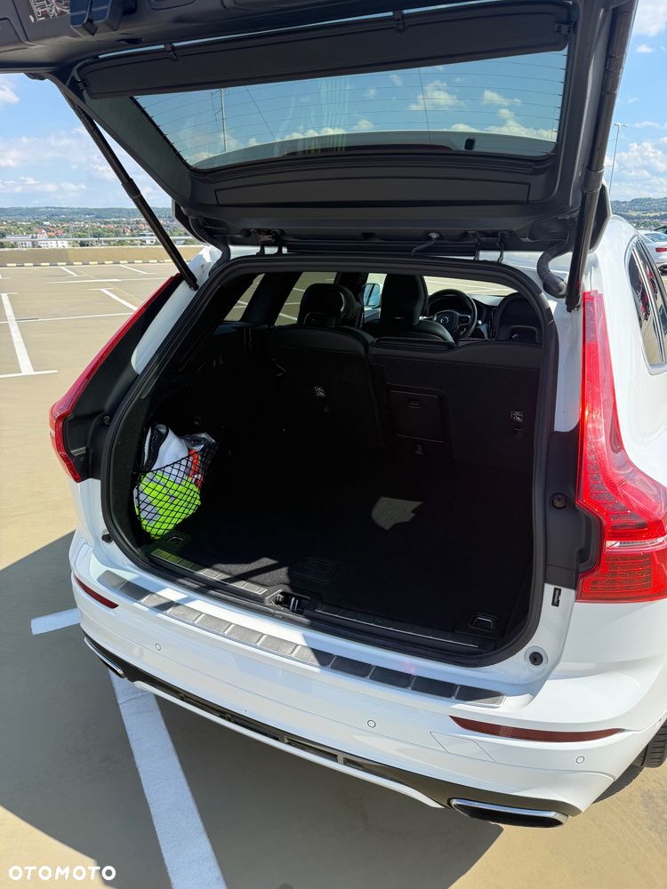 Volvo XC 60 T5 AWD Geartronic RDesign - 2