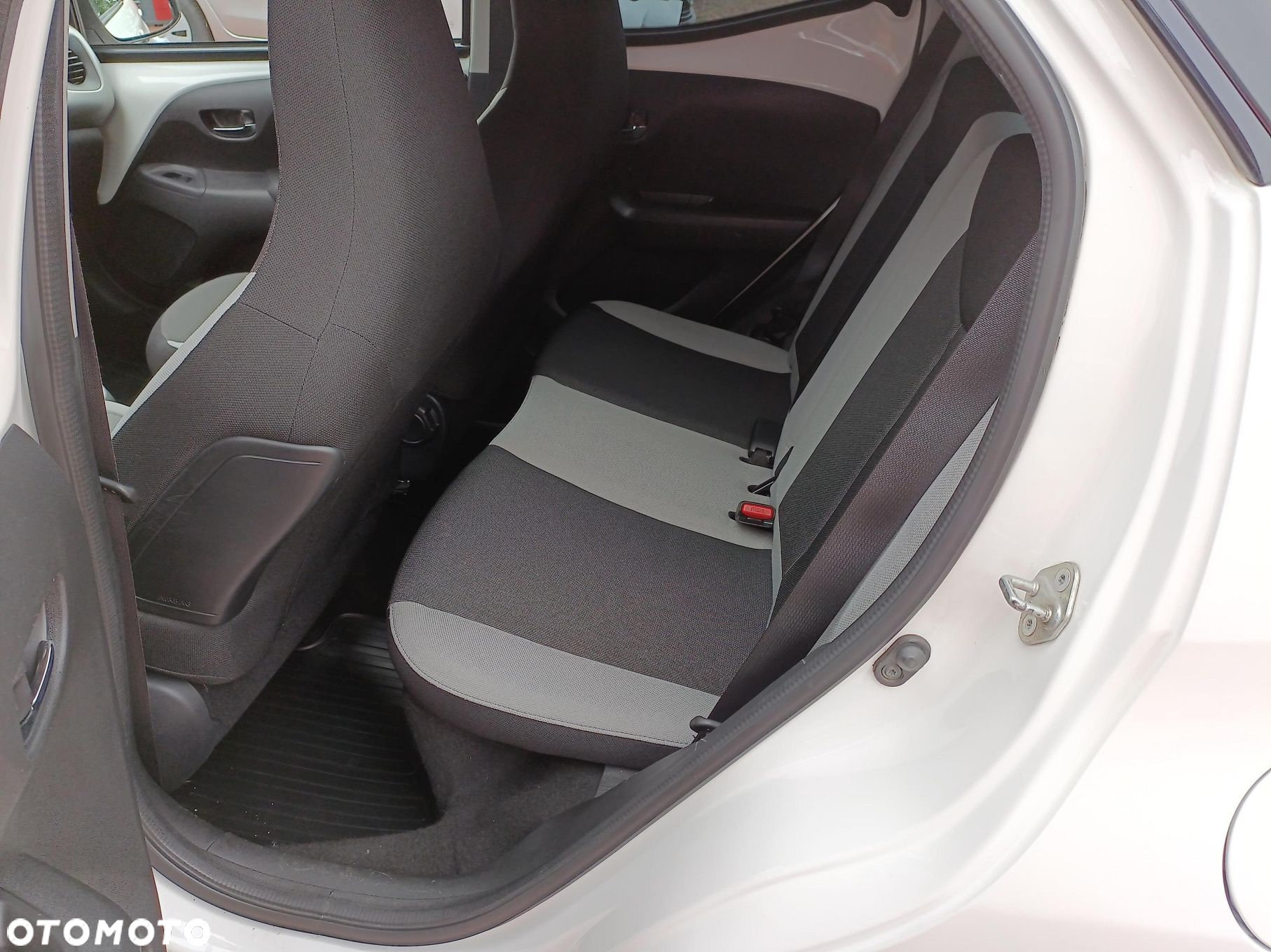 Toyota Aygo - 12