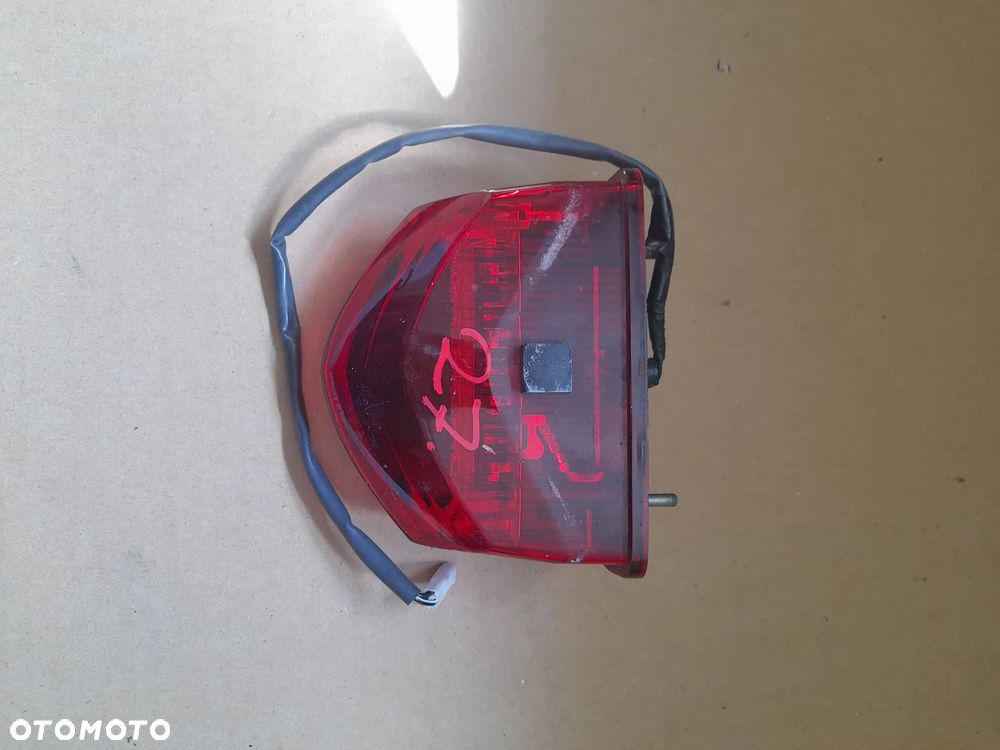 Honda CBR 600RR PC40 LAMPA TYLNA - 1