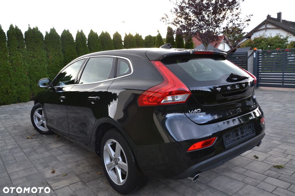 Volvo V40 D4 Drive-E Summum - 3