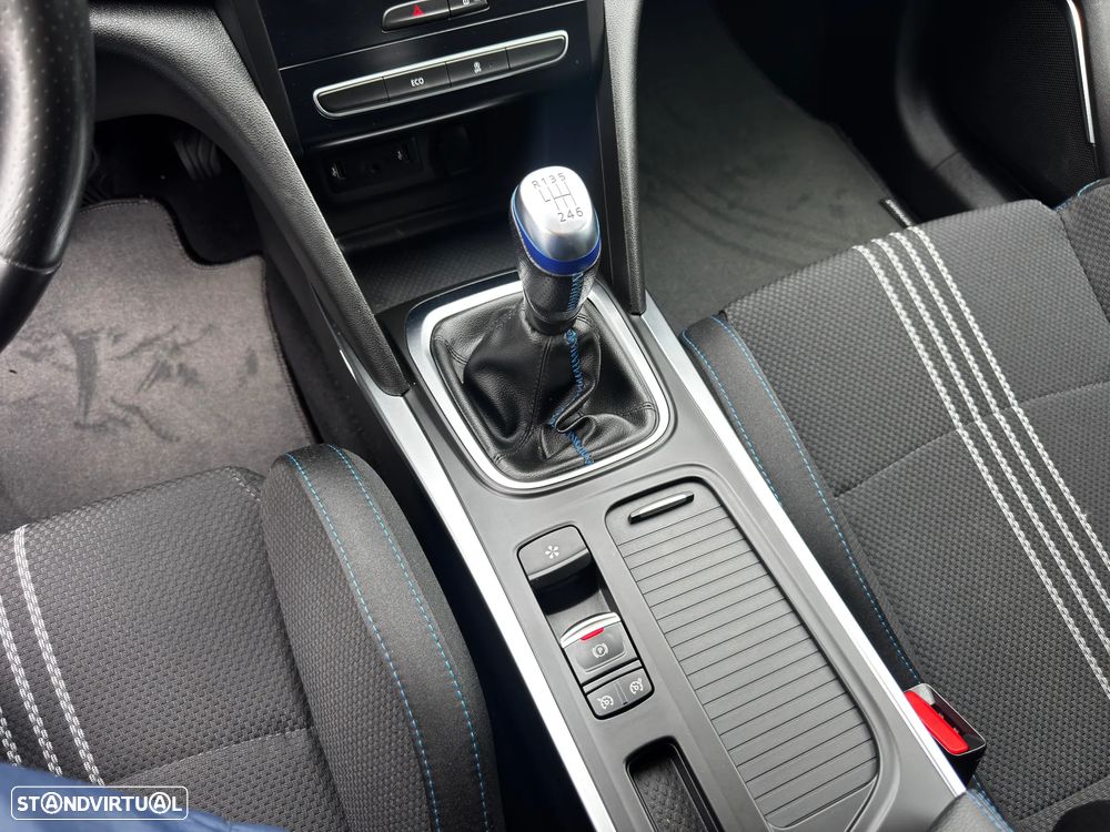Renault Mégane Sport Tourer 1.5 Blue dCi GT Line - 27