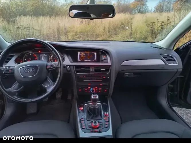 Audi A4 Avant 2.0 TDI DPF Ambiente - 5