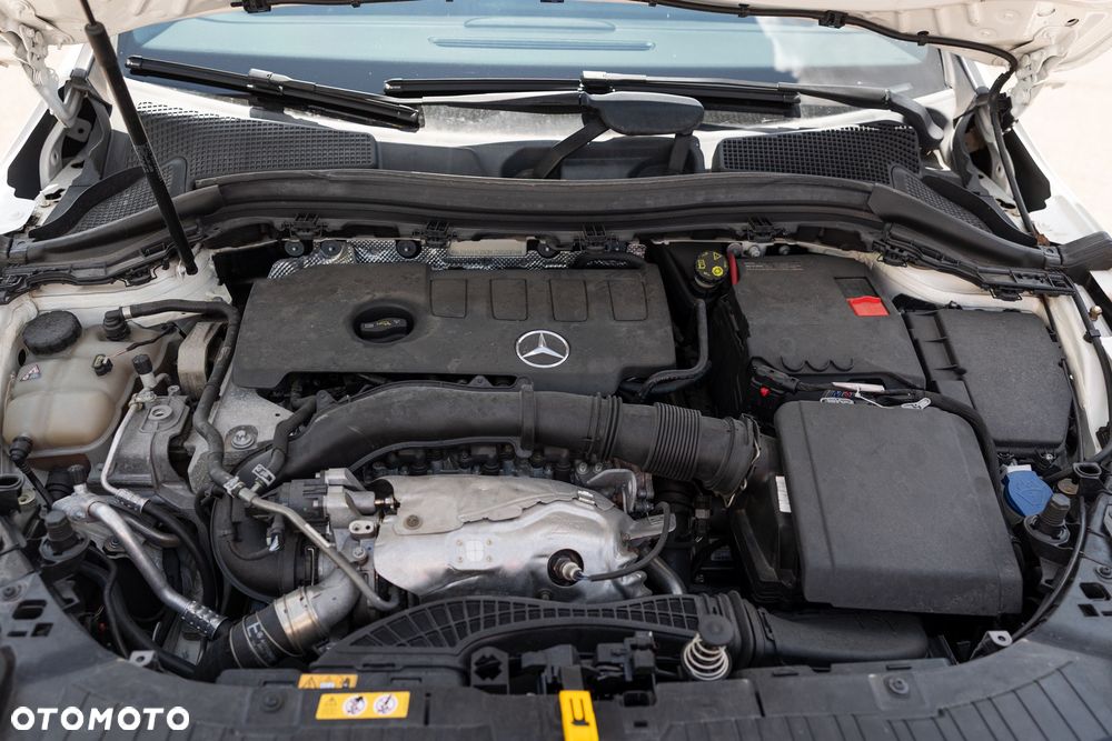 Mercedes-Benz GLA 250 8G-DCT Progressive - 38