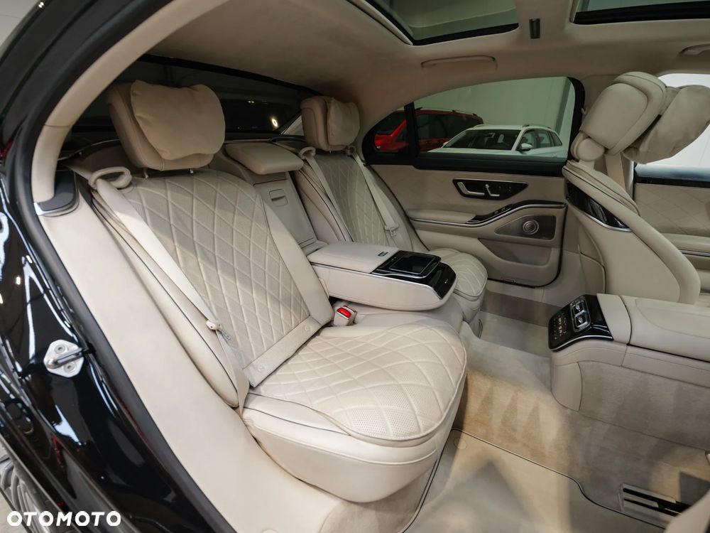 Mercedes-Benz Klasa S 400 d 4-Matic L AMG Line 9G-TRONIC - 23