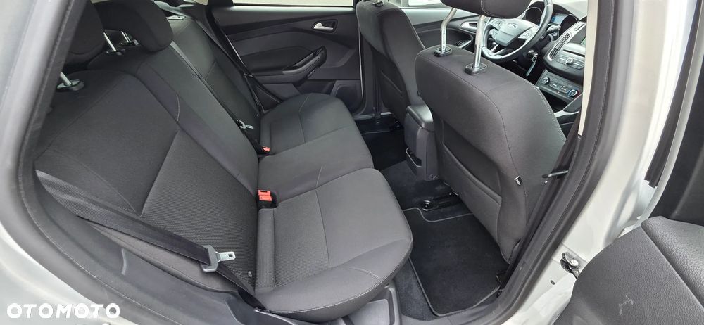 Ford Focus 1.0 EcoBoost STart-Stopp-System TITANIUM - 26