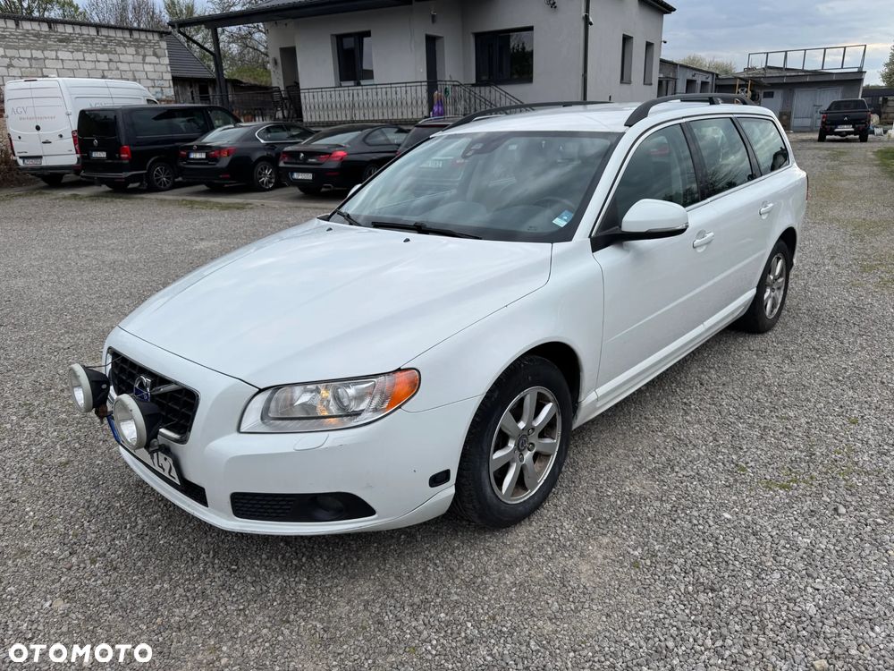 Volvo V70 D4 Momentum - 1