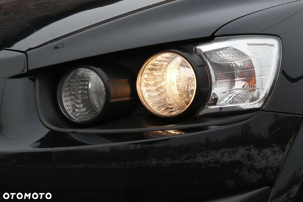 Chevrolet Aveo 1.2 LS+ - 23